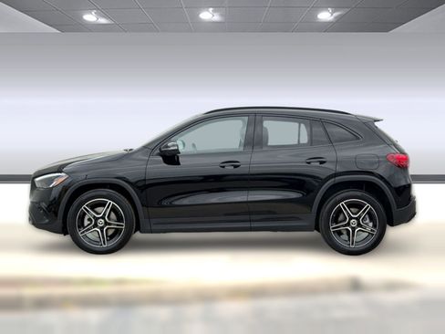 New 2026 Mercedes-Benz GLA 250 4MATIC image 2