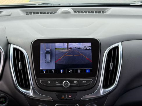 Used 2022 Chevrolet Equinox LT FWD image 32