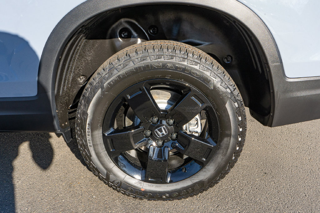 New 2026 Honda Ridgeline Black Edition image 10
