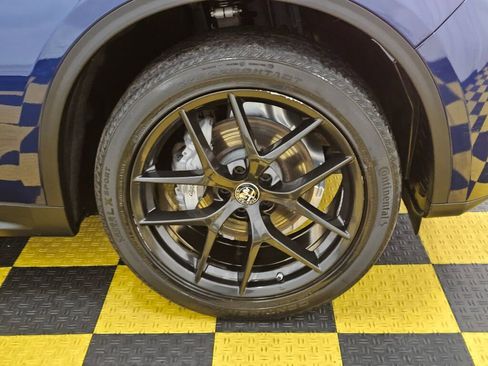 Used 2021 Alfa Romeo Stelvio Sprint w/ Nero Edizione image 9