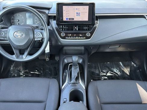 Certified 2025 Toyota Corolla LE FWD image 35