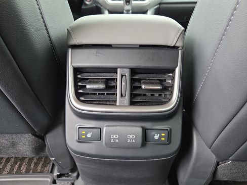 Used 2020 Subaru Outback Limited w/ Popular Package #2 image 12