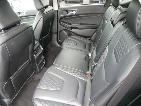 Certified 2024 Ford Edge Titanium AWD/4WD image 8