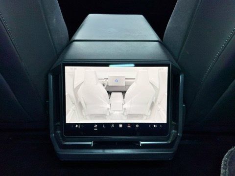 Used 2025 Tesla Cybertruck Cyberbeast AWD/4WD image 22