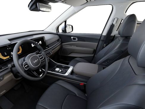New 2026 Kia Carnival EX FWD image 17