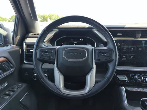 Used 2023 GMC Sierra 1500 Denali AWD/4WD image 16