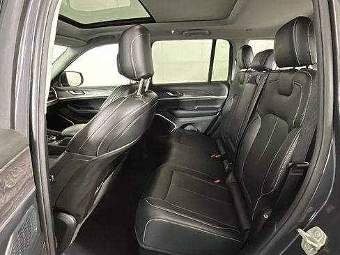 Used 2023 Jeep Grand Cherokee 4WD 4xe image 27