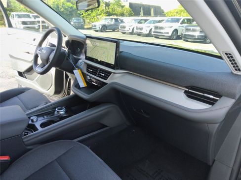 New 2026 Ford Explorer Active RWD image 23