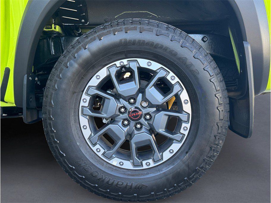 Used 2026 Nissan Frontier PRO-4X w/ Tow Package AWD/4WD image 8
