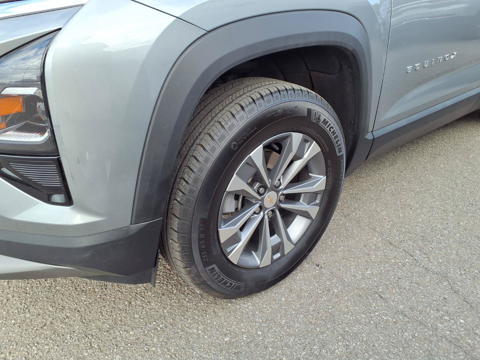 Used 2026 Chevrolet Equinox LT AWD/4WD image 18