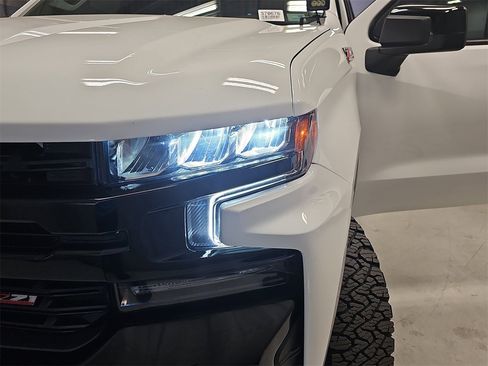 Used 2021 Chevrolet Silverado 1500 LT Trail Boss w/ Convenience Package II image 30