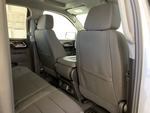 New 2026 Chevrolet Silverado 1500 LT image 38