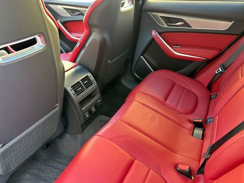 Used 2025 Jaguar F-PACE R-Dynamic S image 12