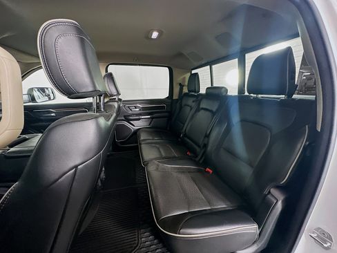 Used 2020 RAM 1500 Laramie AWD/4WD image 27