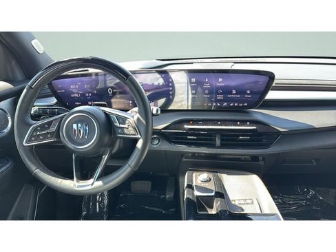 Used 2026 Buick Enclave Avenir w/ Super Cruise Package AWD/4WD image 7