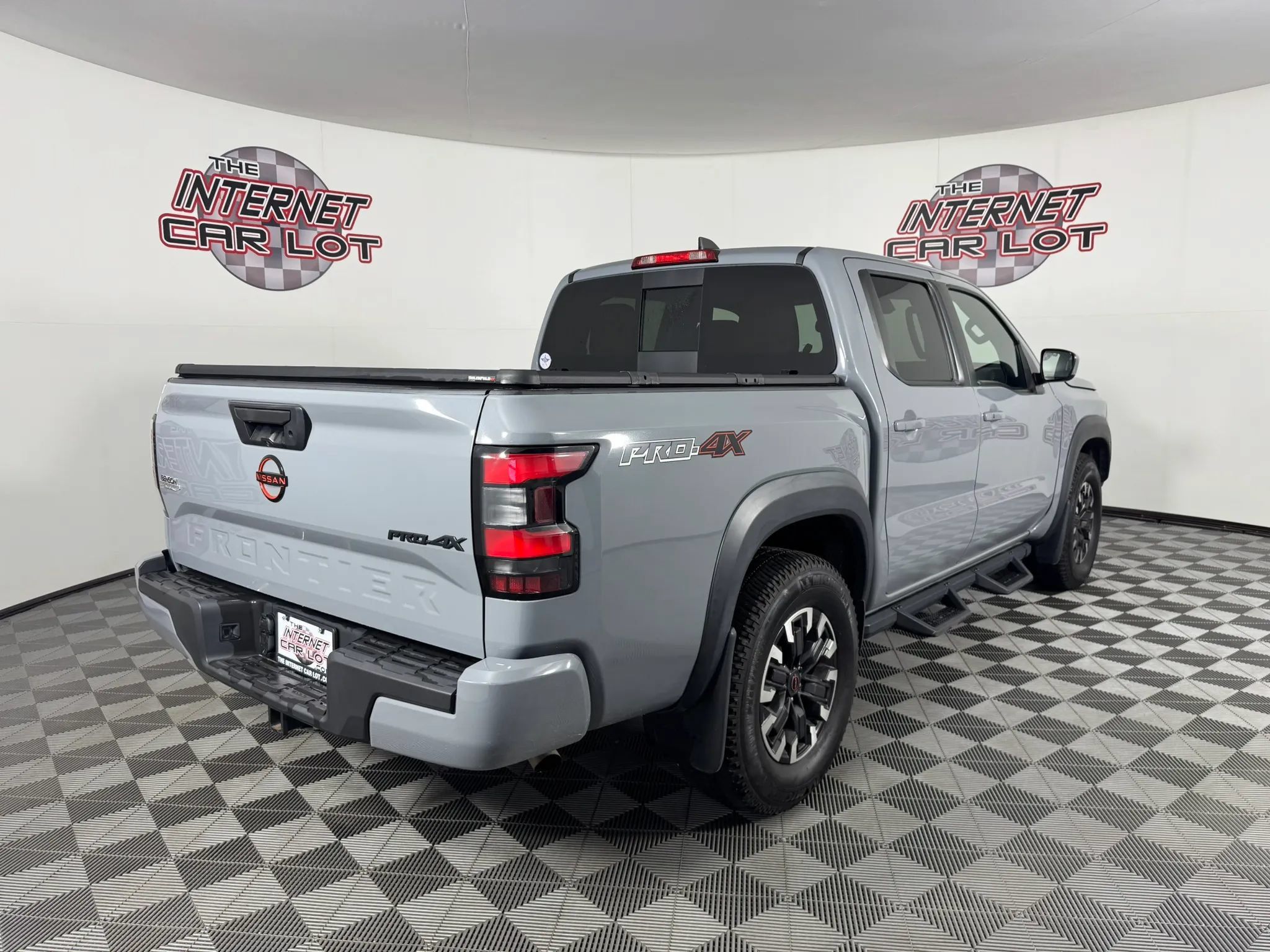 Used 2023 Nissan Frontier PRO-4X w/ Tow Package AWD/4WD image 7