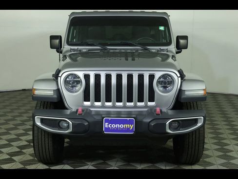 Used 2018 Jeep Wrangler Unlimited Sahara w/ Safetytec Group image 9