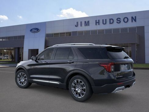 New 2026 Ford Explorer Platinum image 4
