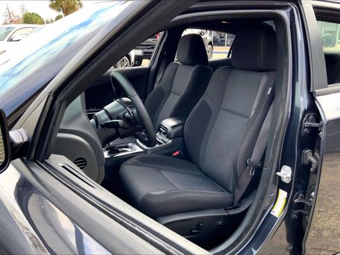 Used 2018 Dodge Charger R/T image 7