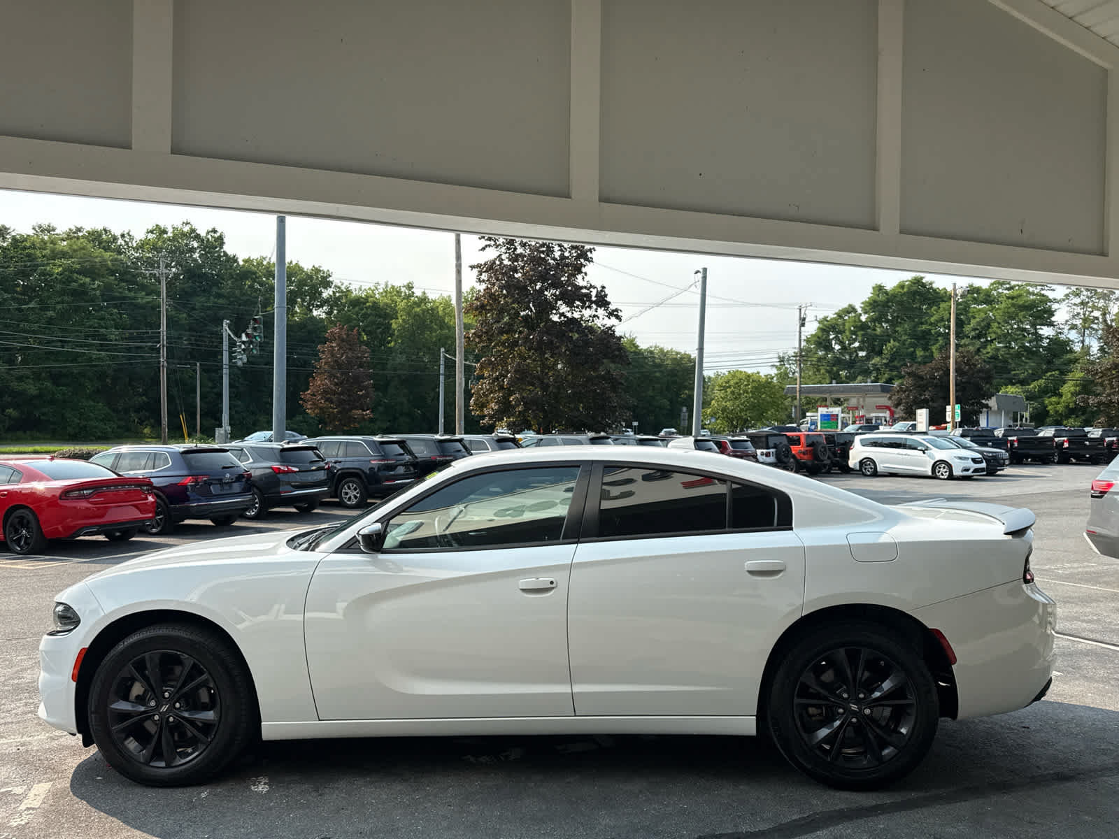 Used 2023 Dodge Charger SXT w/ Blacktop Package AWD/4WD image 7