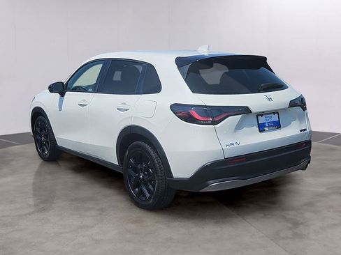 Certified 2023 Honda HR-V Sport image 6