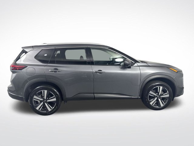Used 2026 Nissan Rogue SL AWD/4WD image 35