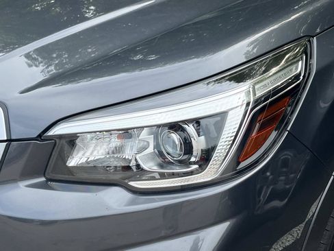Used 2020 Subaru Forester Premium AWD/4WD image 11