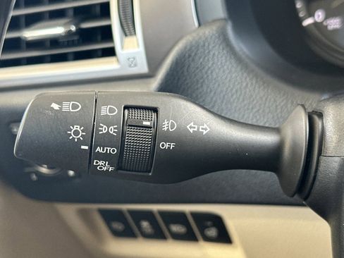 Certified 2022 Lexus GX 460 Premium w/ Premium Package AWD/4WD image 32