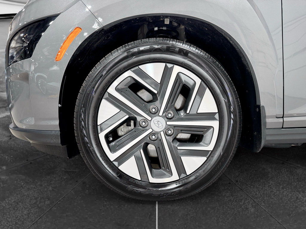 Used 2023 Hyundai Kona SE FWD image 30