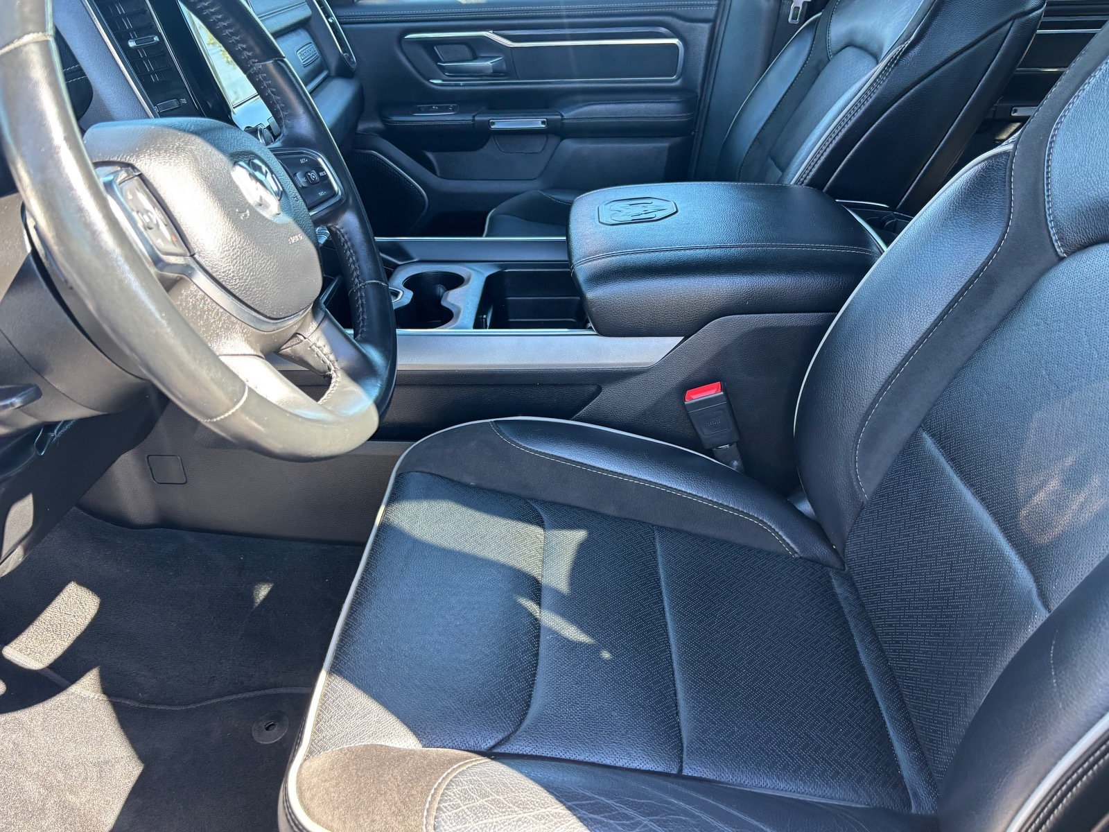 Used 2024 RAM 1500 Laramie RWD image 21