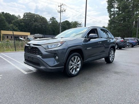 Used 2019 Toyota RAV4 XLE Premium w/ Cold Weather Package AWD/4WD image 2