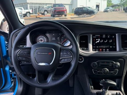 Used 2023 Dodge Charger SXT w/ Blacktop Package RWD image 13