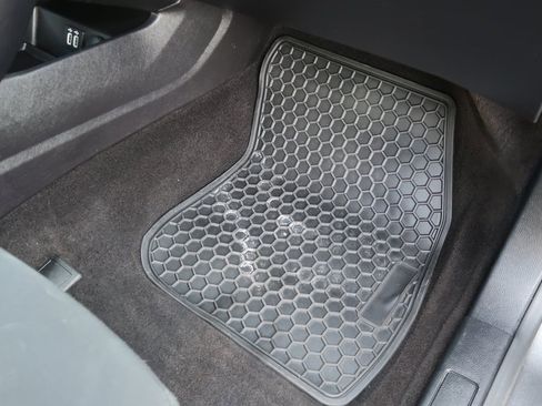 Used 2020 Ford Fusion SE image 37