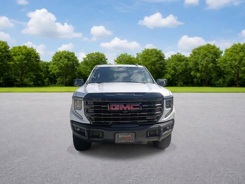Used 2024 GMC Sierra 1500 AT4X AWD/4WD image 2