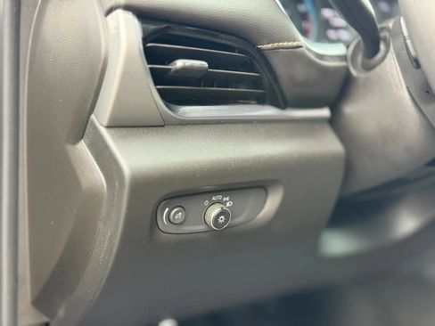 Used 2019 Chevrolet Traverse LS FWD image 7