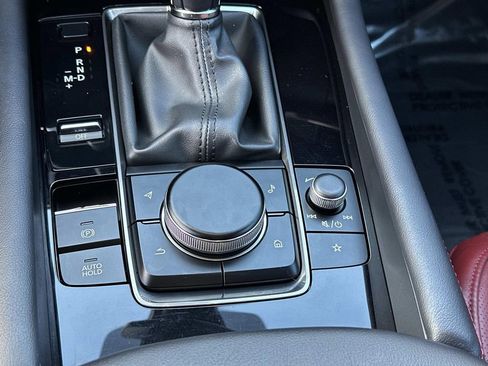 Used 2023 MAZDA MAZDA3 s image 17