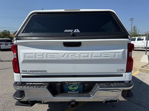Certified 2023 Chevrolet Silverado 1500 LTZ AWD/4WD image 5