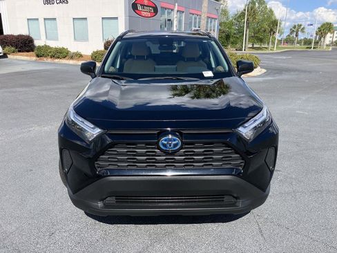 Used 2023 Toyota RAV4 LE image 8