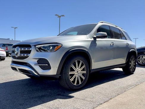 Certified 2025 Mercedes-Benz GLE 450e 4MATIC image 6