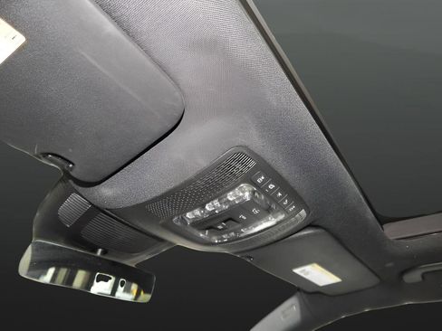 Used 2023 Mercedes-Benz GLS 580 4MATIC image 30