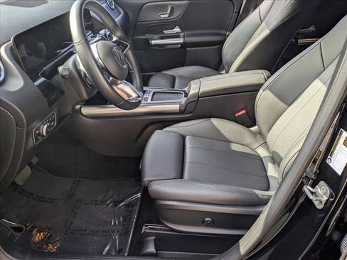 Certified 2025 Mercedes-Benz GLA 250 image 13