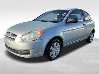 Used 2011 Hyundai Accent GL w/ Air Conditioning Pkg 2