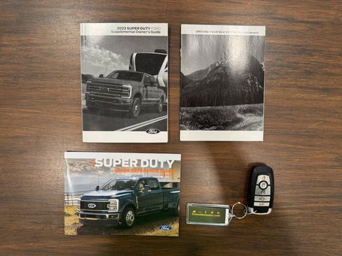 Used 2023 Ford F350 Lariat w/ FX4 Off-Road Package AWD/4WD image 32