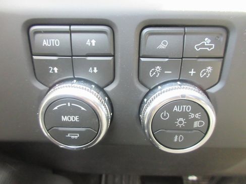 New 2026 GMC Sierra 1500 AT4X image 19