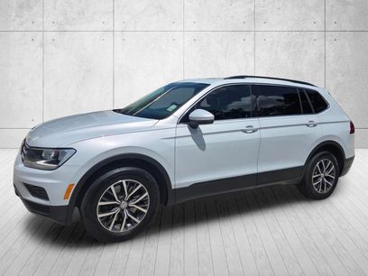 Used 2019 Volkswagen Tiguan SE w/ Panoramic Sunroof Package