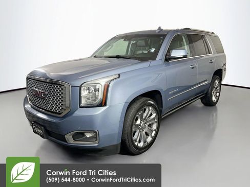 Used 2015 GMC Yukon Denali w/ Premium Package image 5
