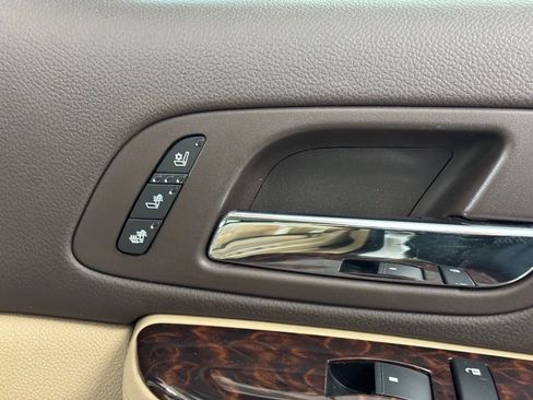 Used 2013 GMC Yukon Denali image 33