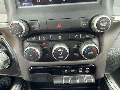 Used 2022 RAM 1500 Laramie w/ Sport Appearance Package AWD/4WD image 19
