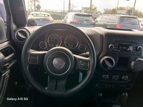 Used 2012 Jeep Wrangler Unlimited Sport image 24