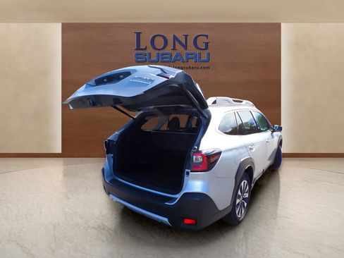 Certified 2025 Subaru Outback Touring XT AWD/4WD image 6